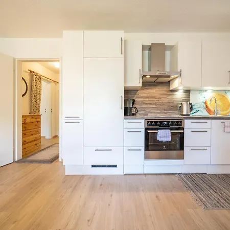 2206 Frisch Renovierte Mit Modernem Ambiente Apartman