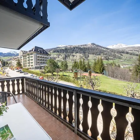 2206 Frisch Renovierte Mit Modernem Ambiente *